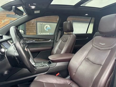 Used 2020 Cadillac XT6 Premium Luxury image 11