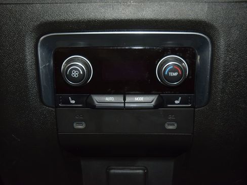 Used 2022 Chevrolet Tahoe High Country AWD/4WD image 43