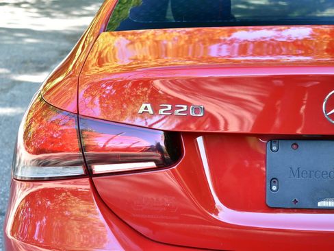 Used 2019 Mercedes-Benz A 220 4MATIC image 37