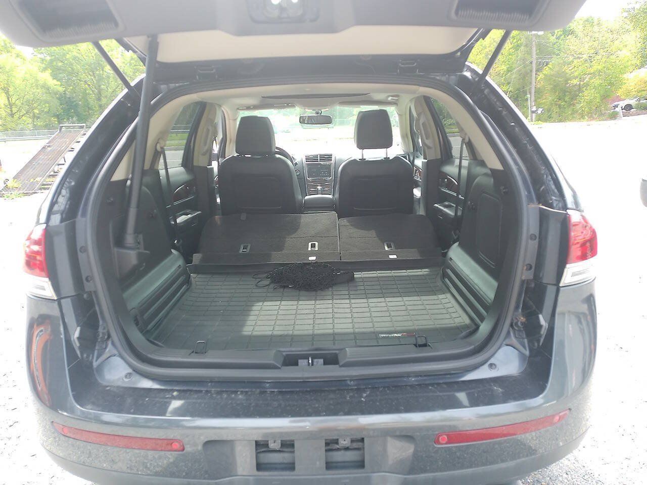 Used 2013 Lincoln MKX AWD image 6