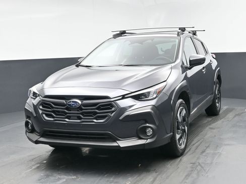 Used 2024 Subaru Crosstrek 2.5i Limited image 1
