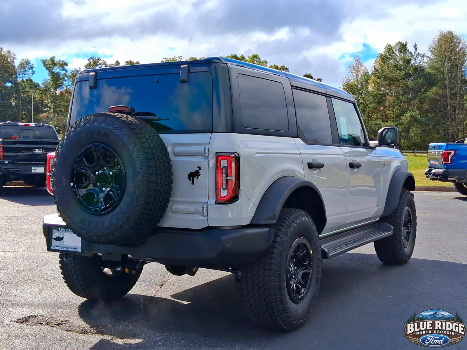 New 2026 Ford Bronco Outer Banks w/ Sasquatch Package AWD/4WD image 5