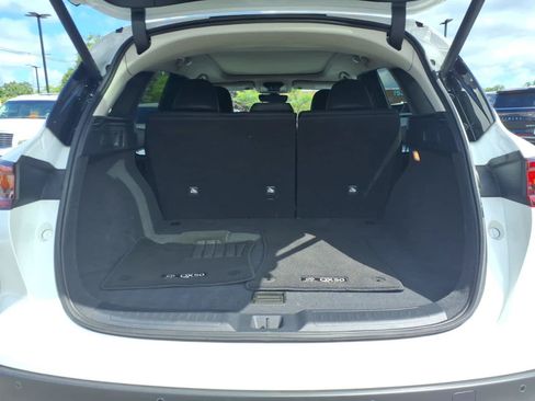 Certified 2025 INFINITI QX50 Luxe AWD/4WD image 16