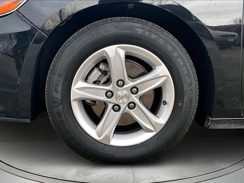 Used 2024 Chevrolet Malibu LT image 32