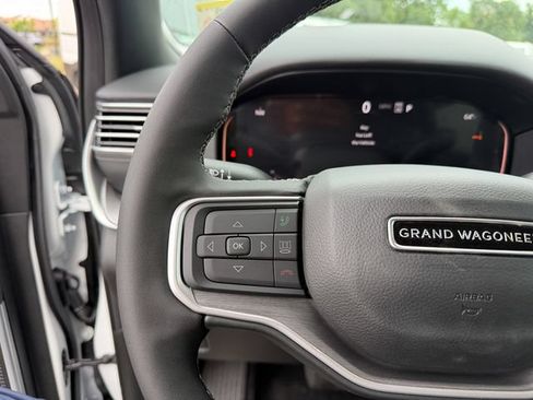New 2026 Jeep Grand Wagoneer L Limited AWD/4WD image 18