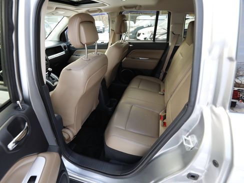 Used 2015 Jeep Compass High Altitude image 14