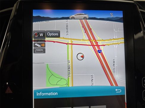 Used 2018 Toyota Prius Four image 24