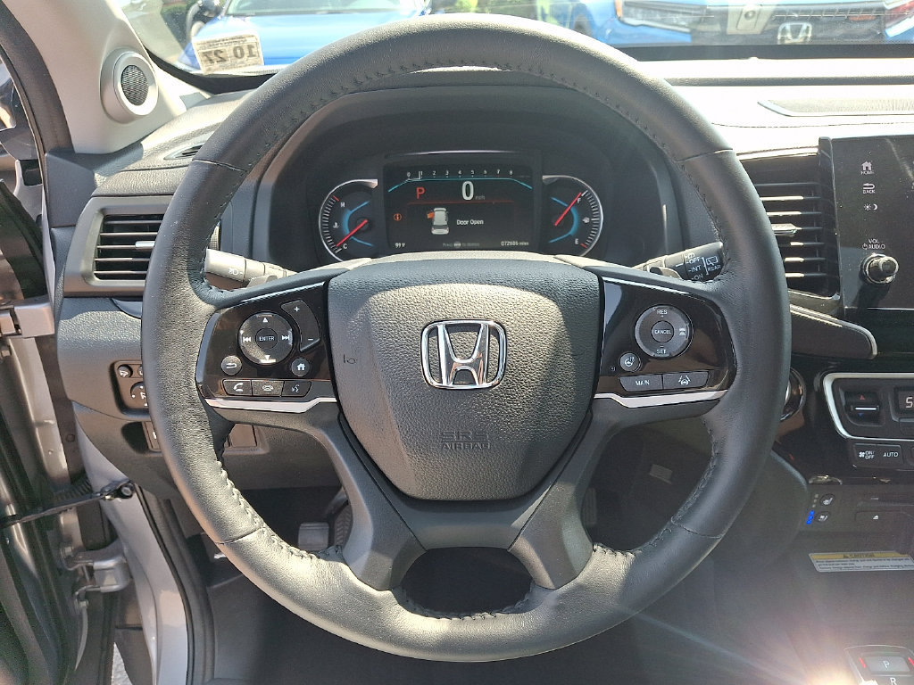 Used 2022 Honda Pilot Elite image 19