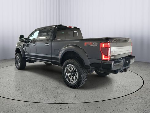 Certified 2020 Ford F350 Platinum w/ FX4 Off-Road Package AWD/4WD image 3