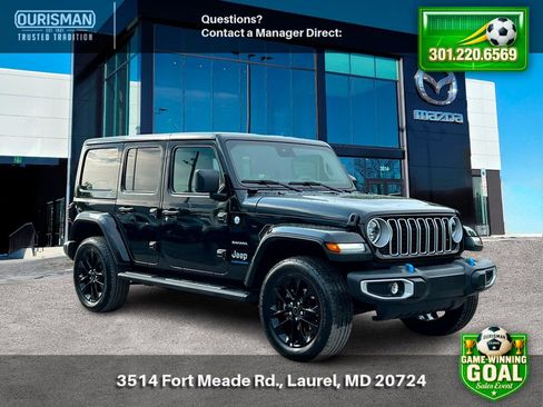 Used 2024 Jeep Wrangler Unlimited Sahara AWD/4WD image 1