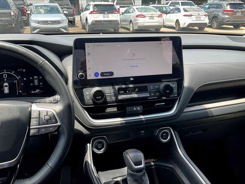 Used 2024 Toyota Grand Highlander FWD image 7