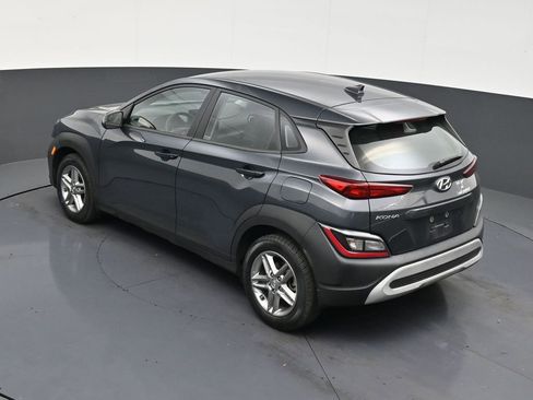 Used 2022 Hyundai Kona SE image 14
