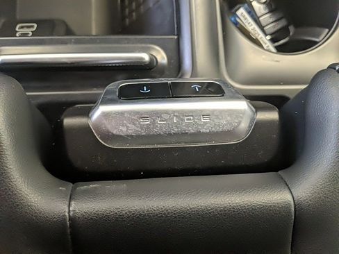 Used 2025 Ford Expedition Max Platinum image 28