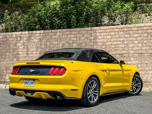 Used 2016 Ford Mustang Premium RWD image 25