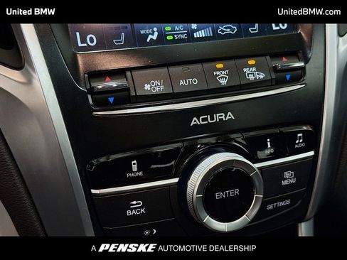 Used 2015 Acura TLX image 10