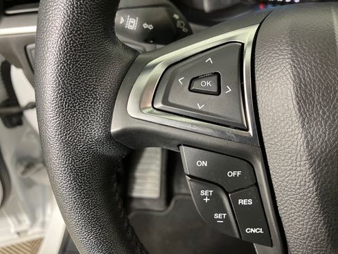 Certified 2022 Ford Edge SEL w/ Sport Appearance Package image 17