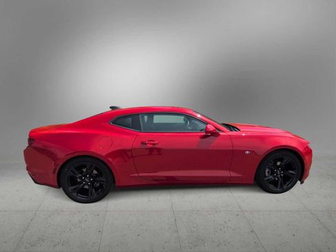 Used 2022 Chevrolet Camaro LT w/ Technology Package RWD image 9