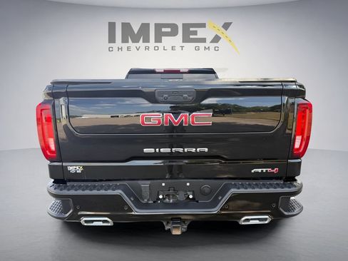 Used 2025 GMC Sierra 1500 AT4 w/ AT4 Premium Package AWD/4WD image 5