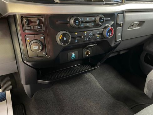 Used 2024 Ford F250 XLT image 34