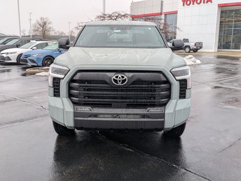 New 2026 Toyota Tundra SR5 w/ SR5 Convenience Package image 2