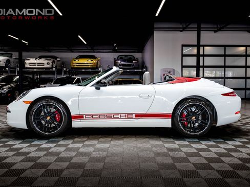 Used 2013 Porsche 911 Carrera w/ Bose Audio Pkg RWD image 16