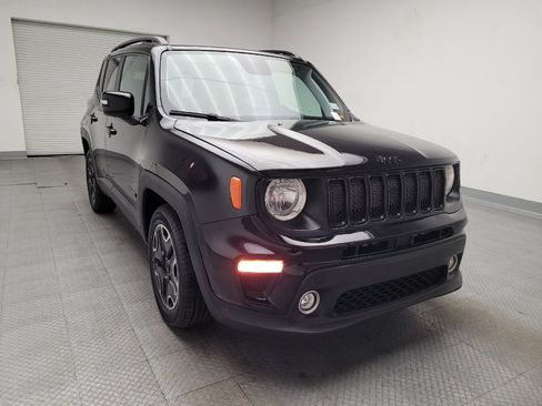 Used 2020 Jeep Renegade Altitude FWD image 14