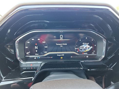 New 2025 GMC Sierra 2500 SLT w/ SLT Premium Package image 23