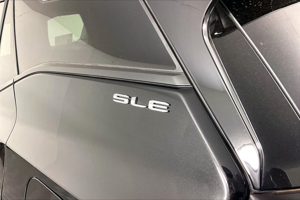 Certified 2024 GMC Terrain SLE FWD image 19