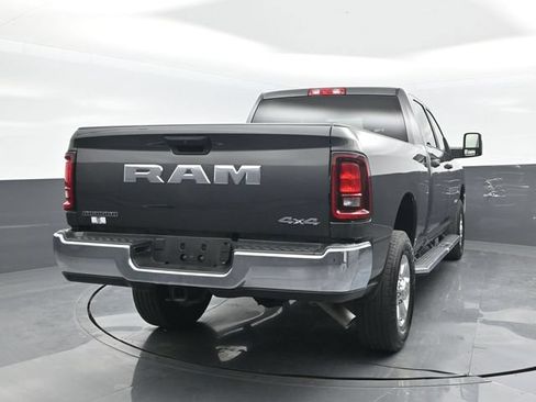 Used 2025 RAM 2500 Big Horn AWD/4WD image 17