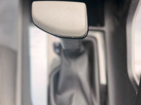 Used 2024 Hyundai Elantra SEL FWD image 26