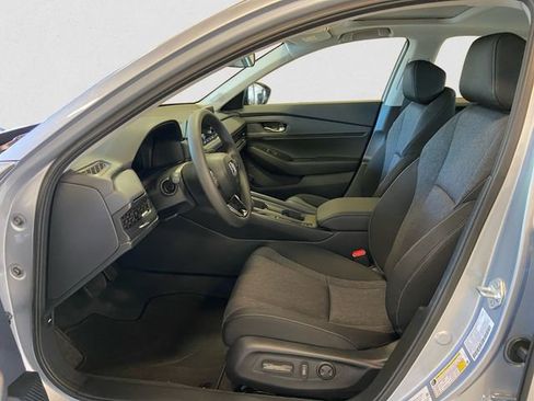 New 2025 Honda Accord SE image 9