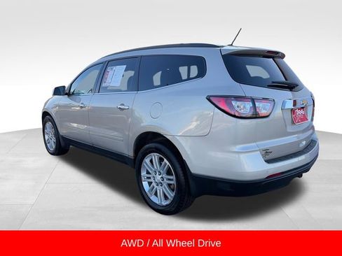 Used 2015 Chevrolet Traverse LT w/ Style and Technology Package image 5