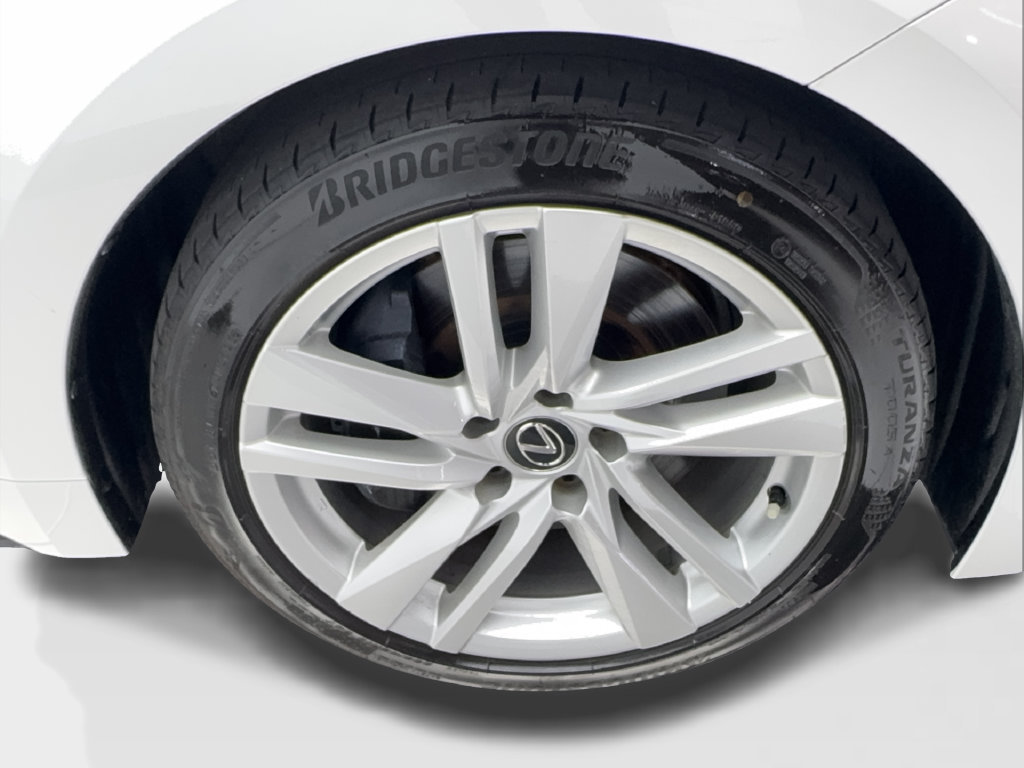 Used 2023 Lexus IS 300 w/ Comfort Package RWD image 15