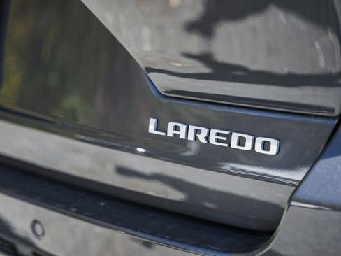 New 2025 Jeep Grand Cherokee Laredo X w/ Luxury Tech Group I image 7