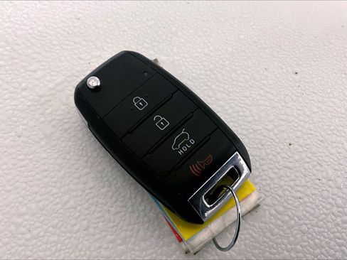 Used 2016 Kia Soul image 9