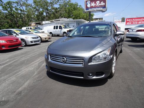 Used 2014 Nissan Maxima 3.5 SV w/ Technology Package image 5