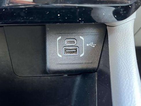 Certified 2022 Jeep Compass Latitude w/ Convenience Group image 30