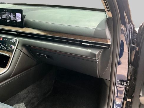 Used 2025 Genesis GV80 3.5T Prestige AWD/4WD image 19