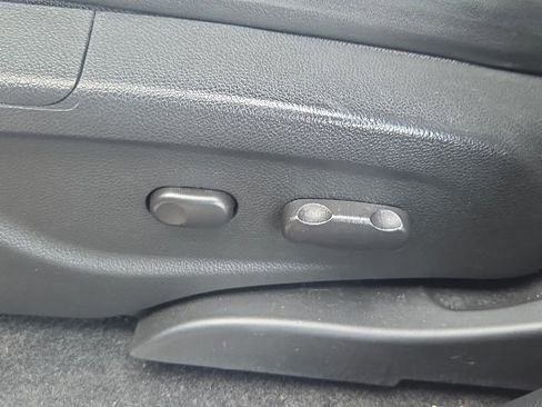 Used 2018 Buick Encore Preferred FWD image 23