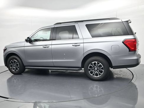 Used 2024 Ford Expedition Max XLT AWD/4WD image 5