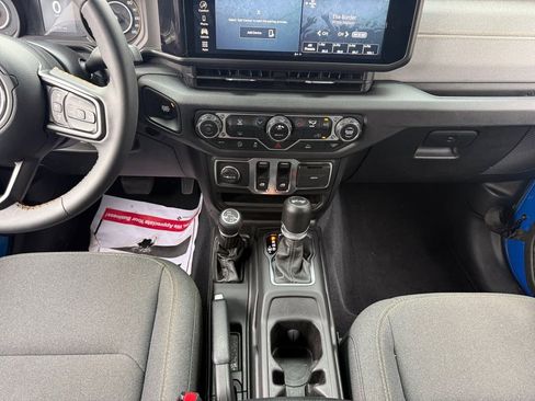 Used 2024 Jeep Wrangler Sport AWD/4WD image 15