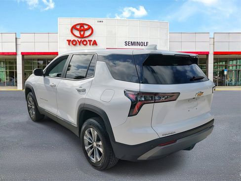 Used 2025 Chevrolet Equinox LT image 4