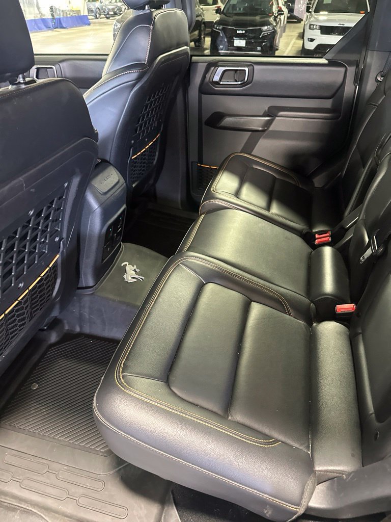 Used 2024 Ford Bronco Badlands AWD/4WD image 12