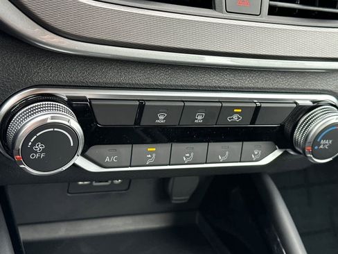 New 2025 Nissan Altima 2.5 SR image 19