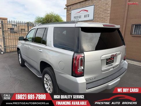 Used 2017 GMC Yukon SLT AWD/4WD image 14