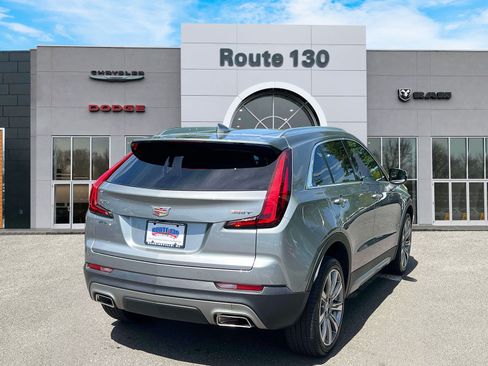 Used 2023 Cadillac XT4 Premium Luxury w/ Cold Weather Package FWD image 4