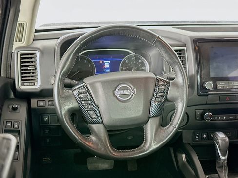 Used 2023 Nissan Frontier SV w/ SV Convenience Package image 18