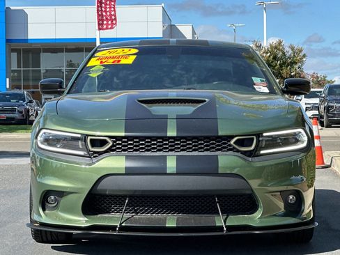 Used 2022 Dodge Charger R/T w/ Blacktop Package image 10