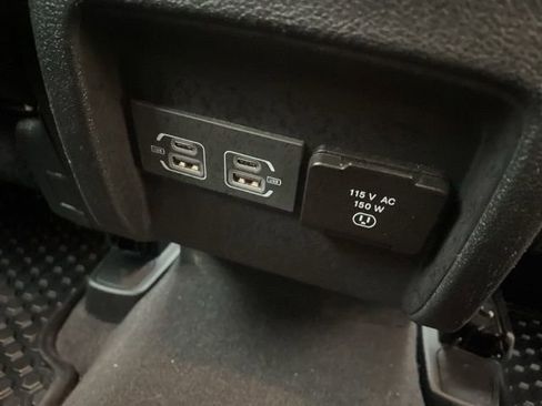 Used 2022 Jeep Cherokee Trailhawk image 17