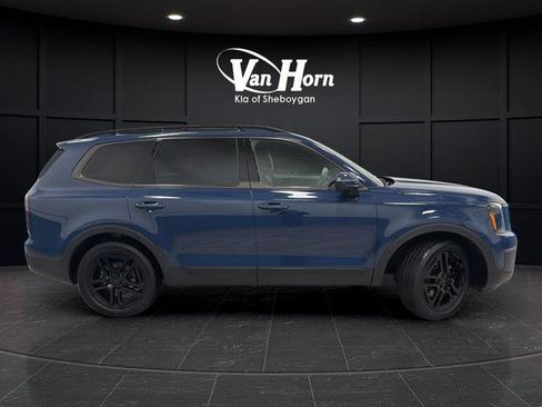 Used 2025 Kia Telluride EX X-Line AWD/4WD image 2